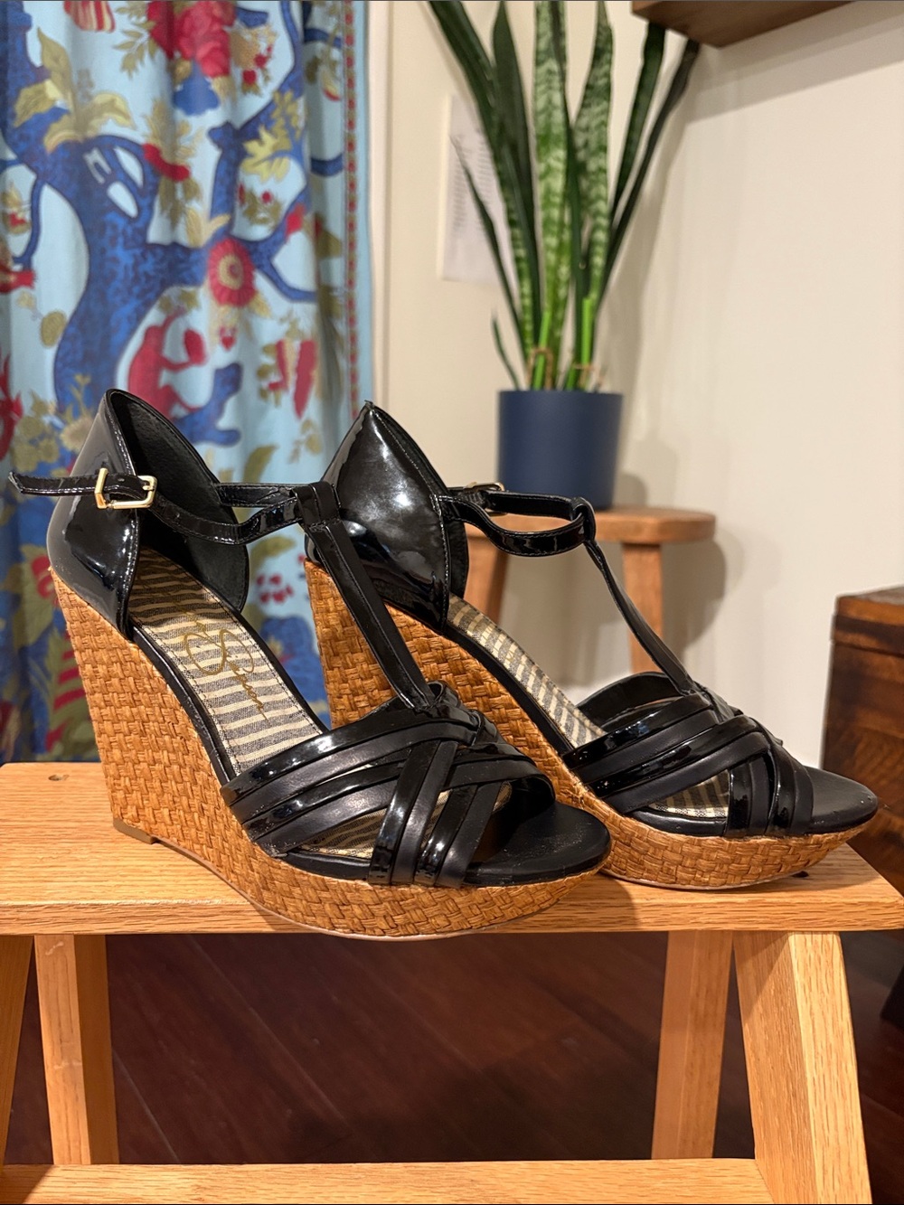 Black Wedge Sandals with T-Strap and Contrasting Tan Woven Platforms